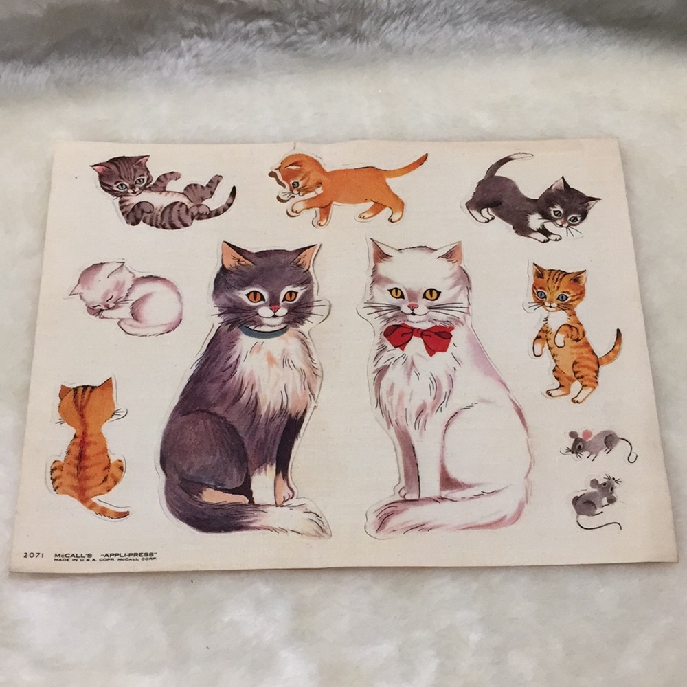 🔸Vintage 1950sCat Family Fabric Appliqués